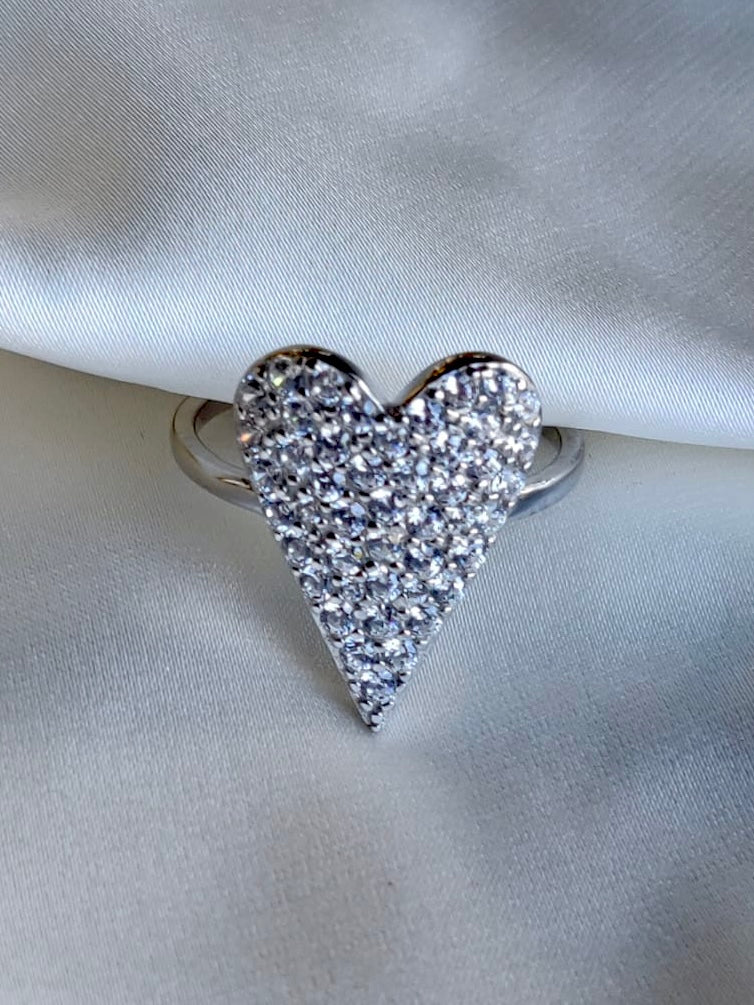 Exquisite Heart Ring