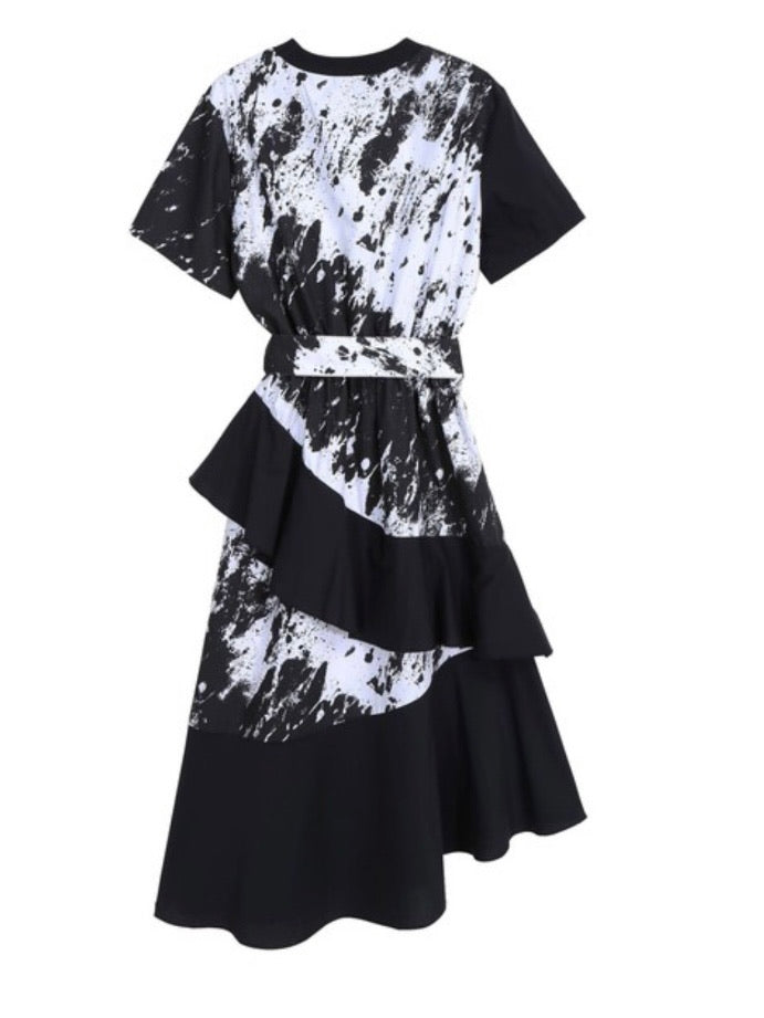 Black and White Strokes Tiered Midi Dress