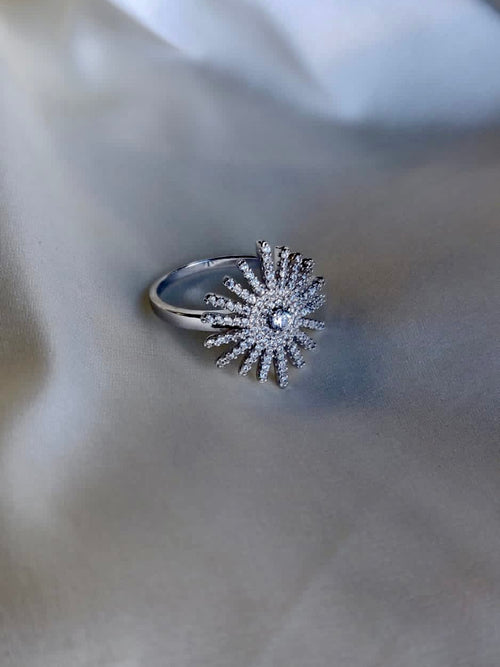Exquisite Starburst Ring