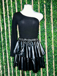 One Shoulder Ruched Basic Top