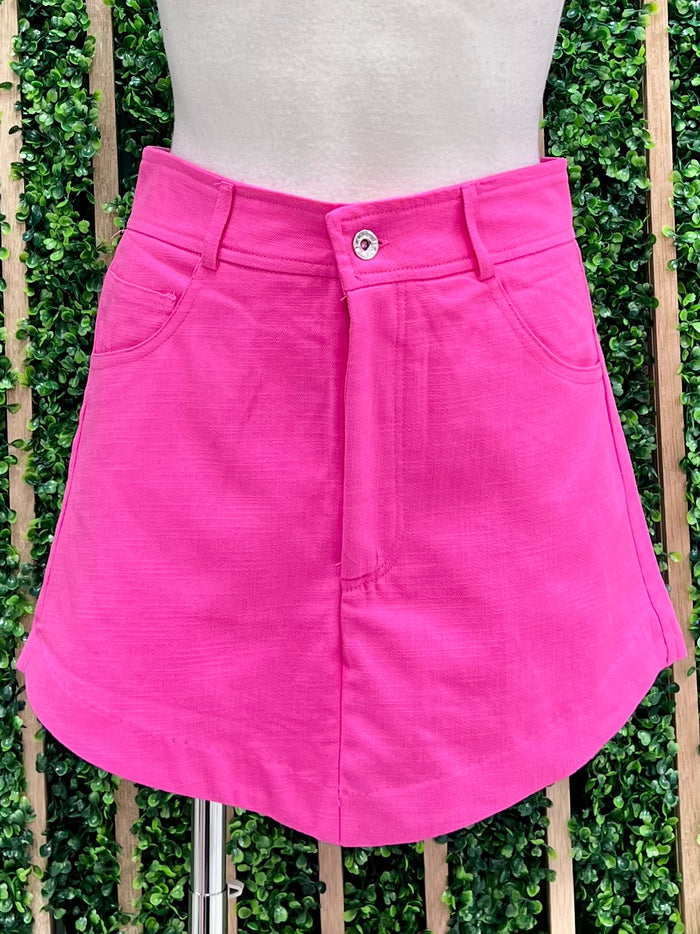 Curved Trim Fitted Skort
