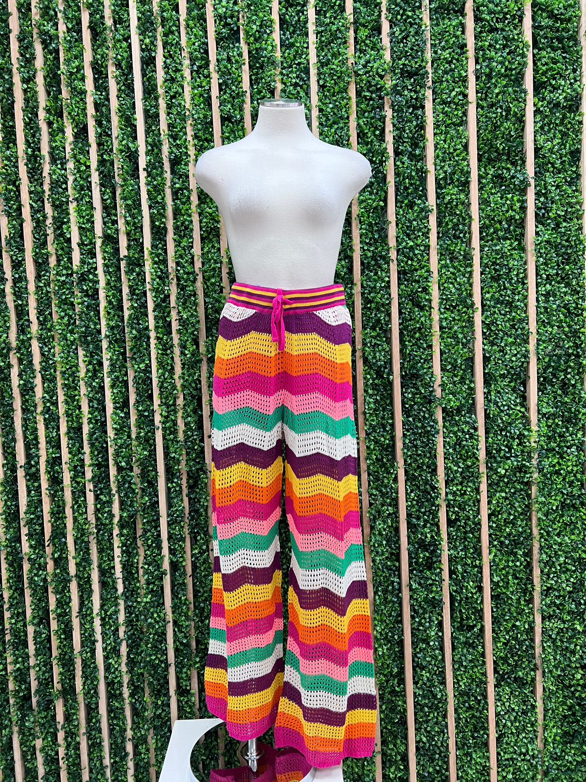 Delicate Bright Stripe Crochet Pant