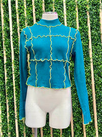 Color Trim Turtle Neck Top