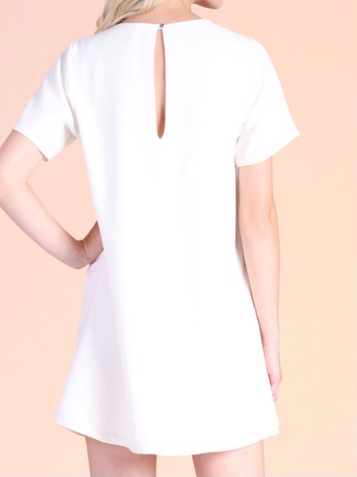 White Crepe Short Sleeve V Neck Dress