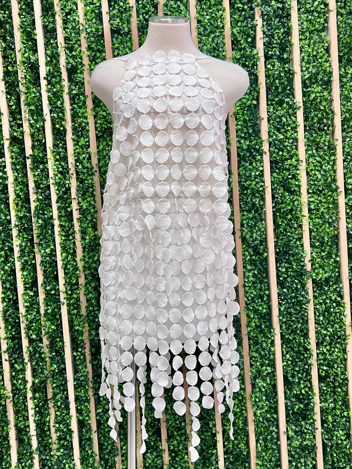 Exquisite Circle Embroidered Top