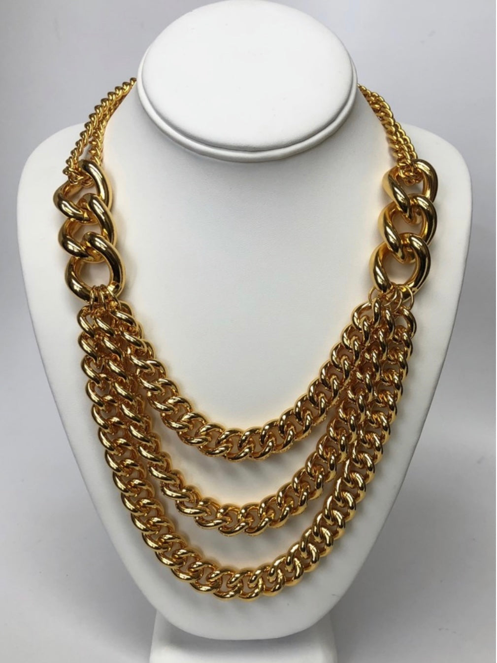 Exquisite KJL Nested Polished Layered Necklace