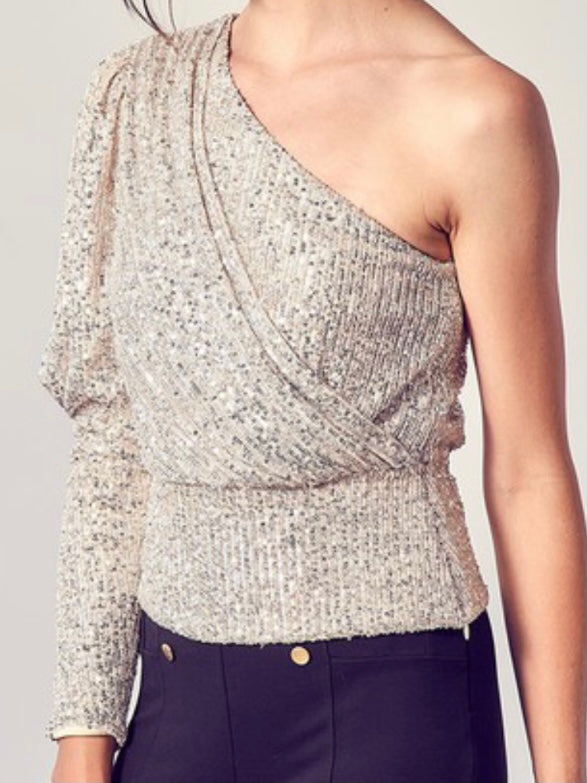 Sequin Draped Fitted Ine Shoulder Top