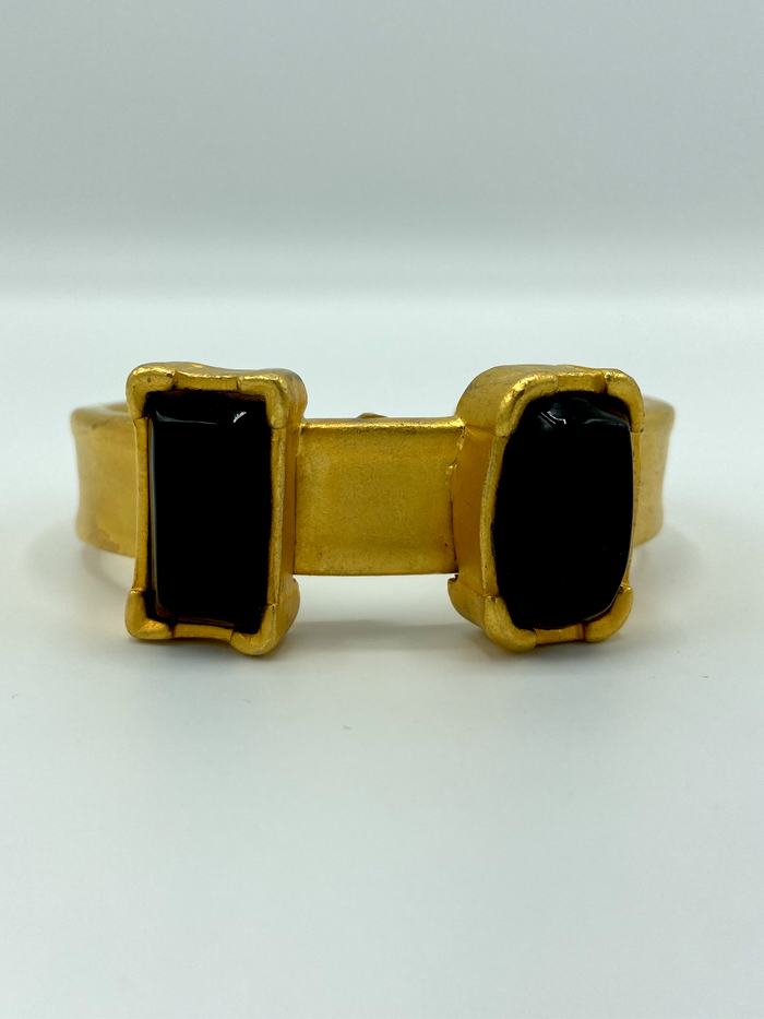 Black Rentagle Double Stones Gold Cuff