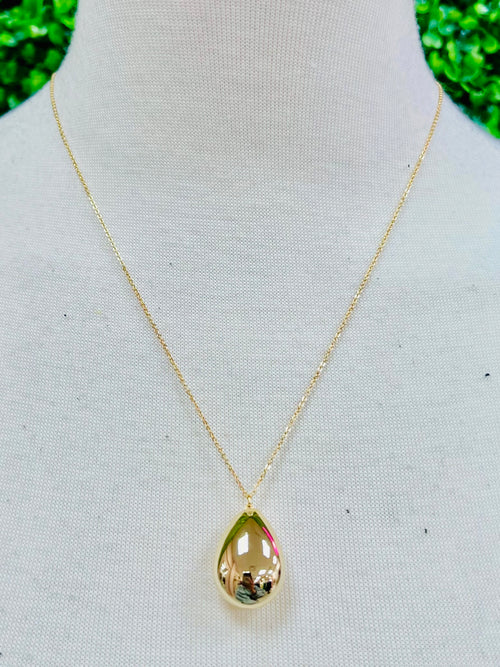 Delicate Gold Drop Necklace