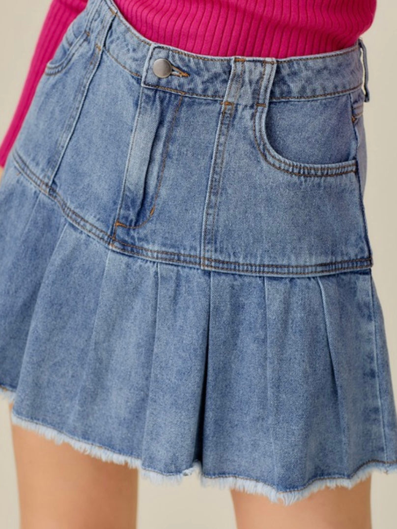 Light Denim Pleated Short Skirt