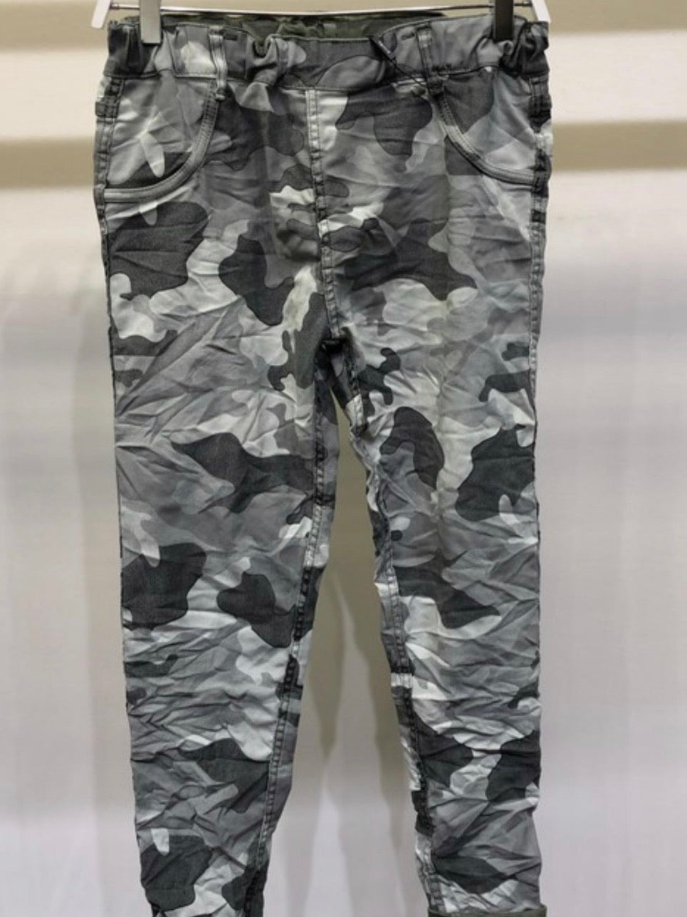 Reversible Camo Crinkled Jogger