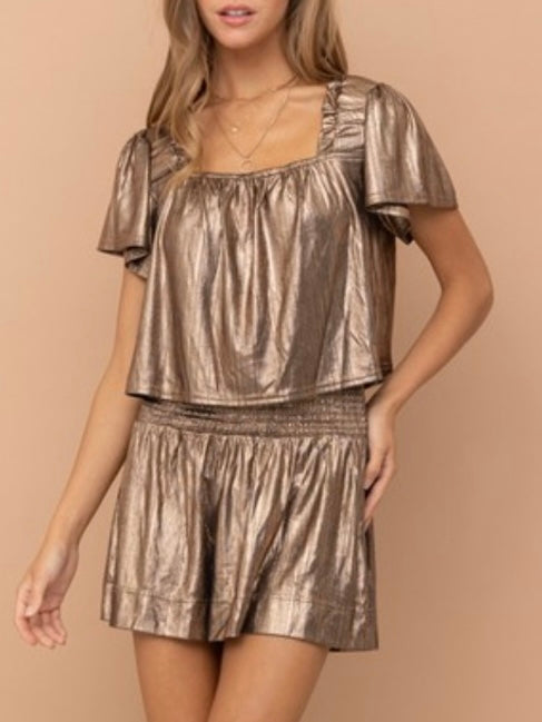 Angel Sleeve Metallic Short Pant Set