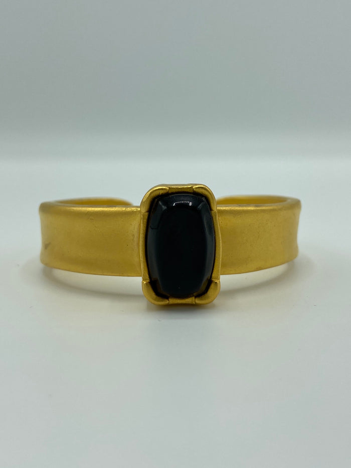 Black Rectangle Single Stone Gold Cuff