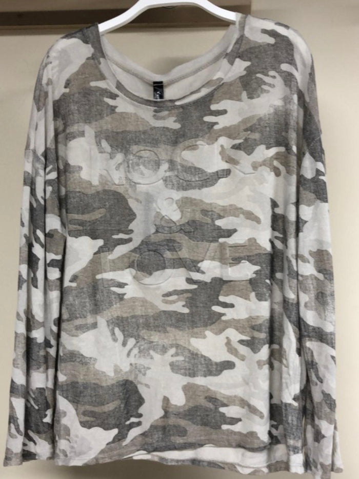 Rock & Love Camo Top