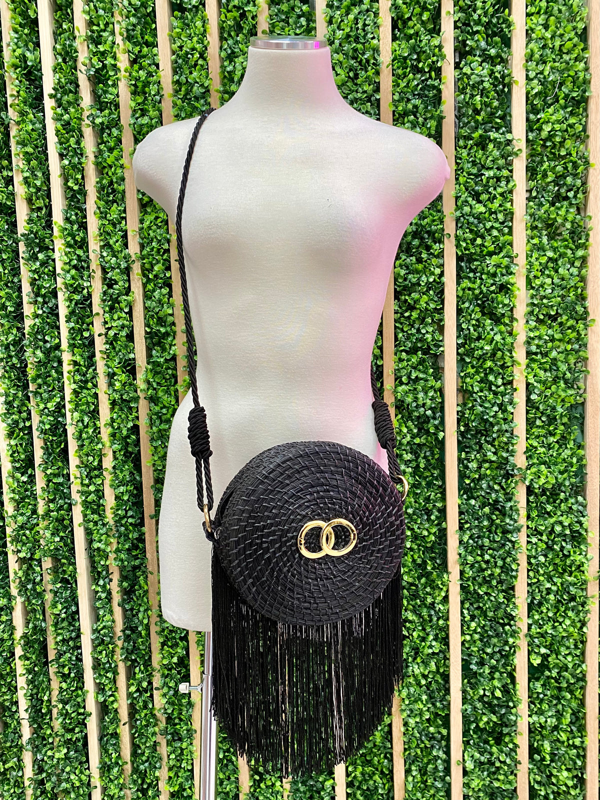 Iraca Round Crossbody Bag