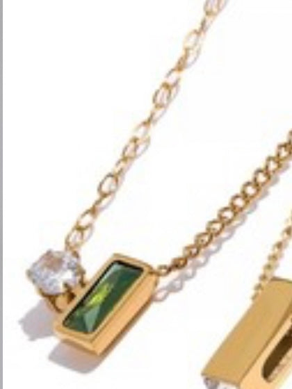 Green Stone Clear Zirconia Necklace