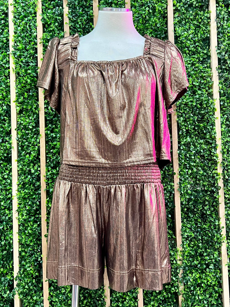 Angel Sleeve Metallic Short Pant Set