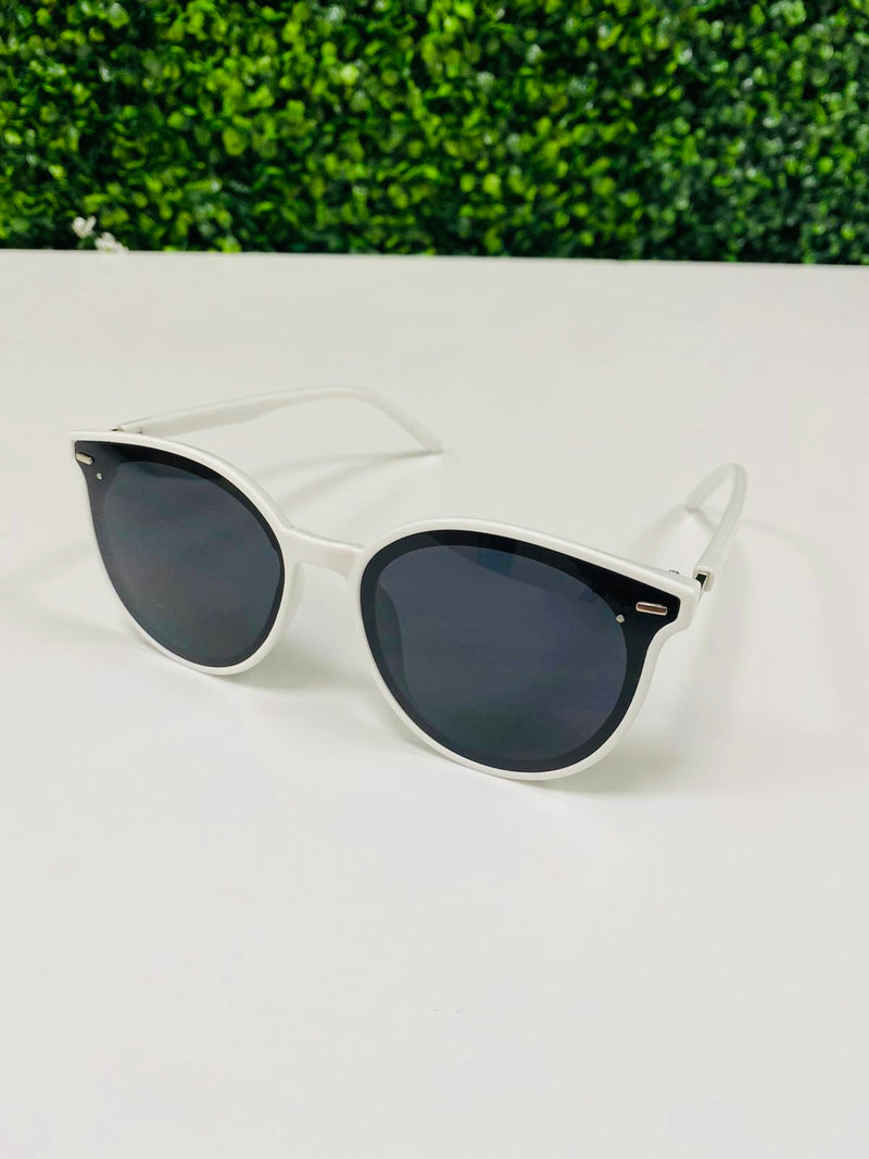 Large Round Cat Eye Sunglasses