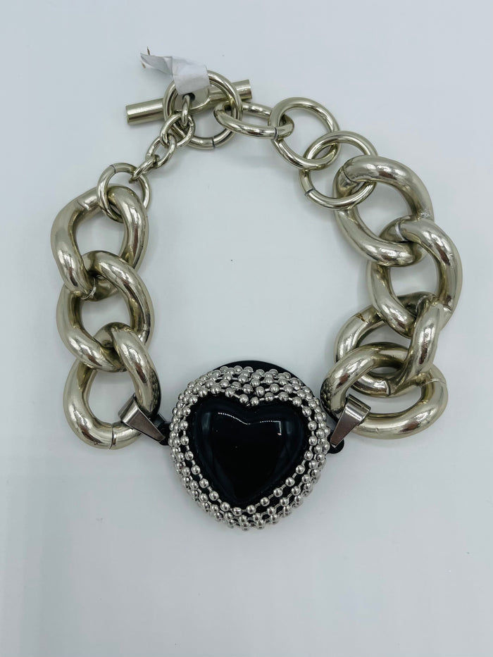 Black Heart Links Bracelet