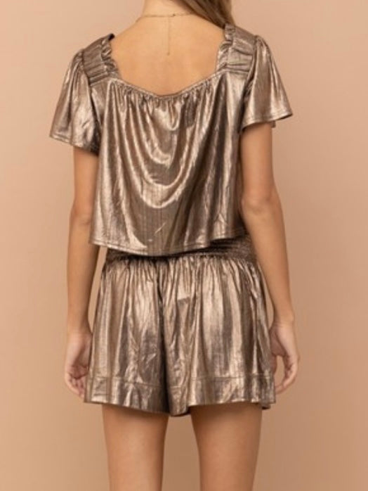 Angel Sleeve Metallic Short Pant Set